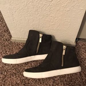 Black Zipper Booties